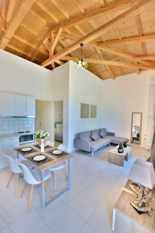 Douskos Beach House Apartment Hydra  Exterior foto